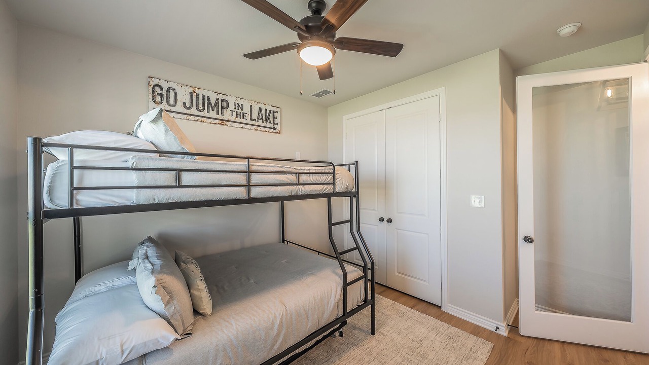 Photo of Bedroom in Eureka