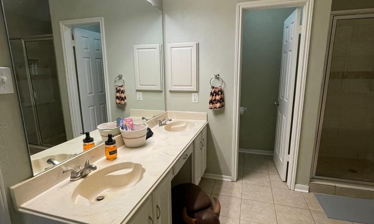 Photo of Bathroom in Deer Park
