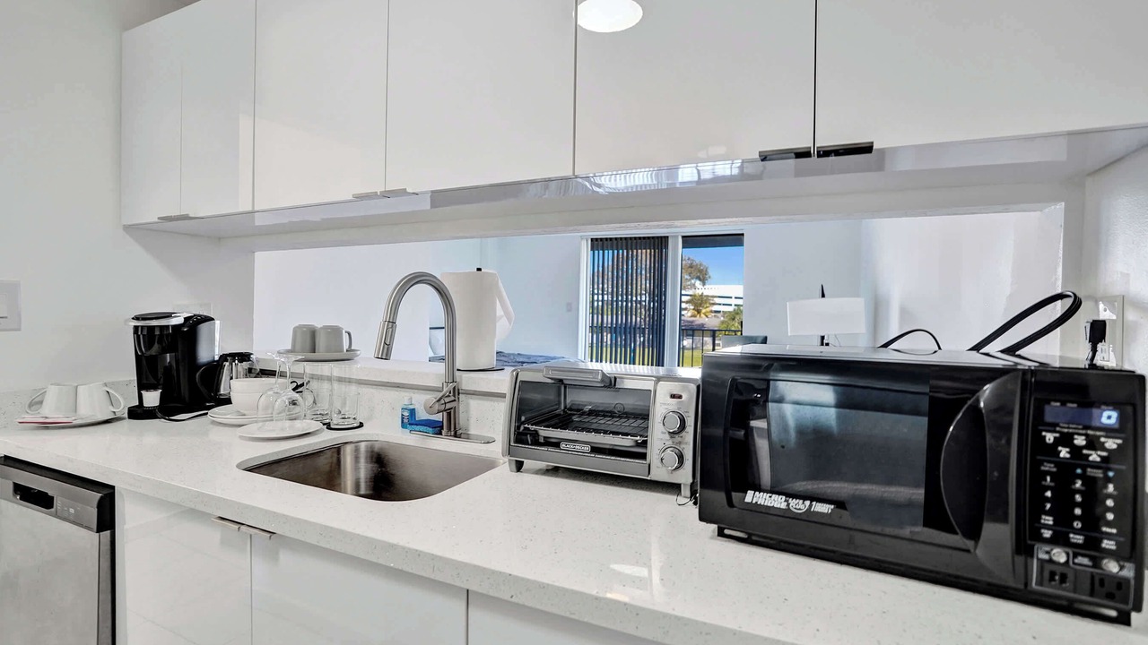 Photo of Kitchen in Golden Glades