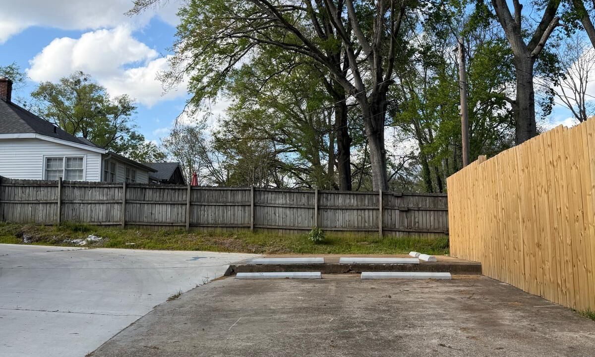 Photo of Outdoor in Tupelo