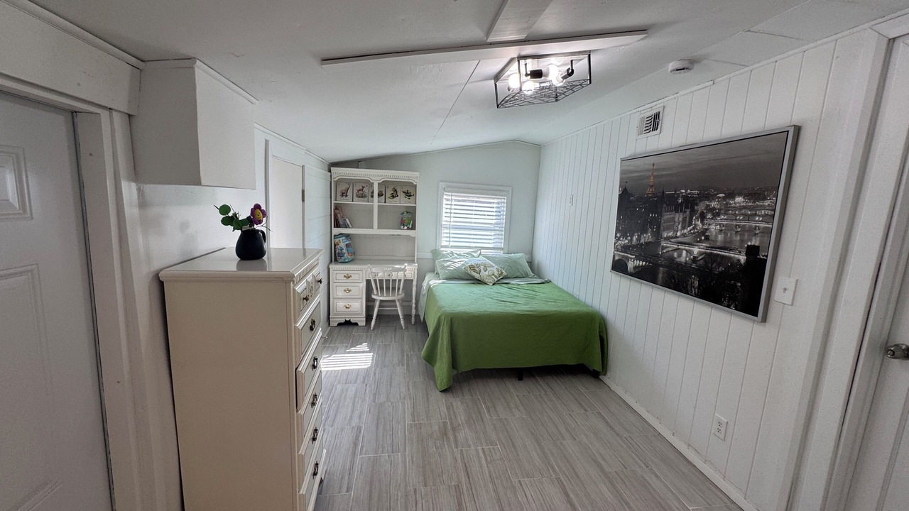 Photo of Bedroom in Florida Panhandle