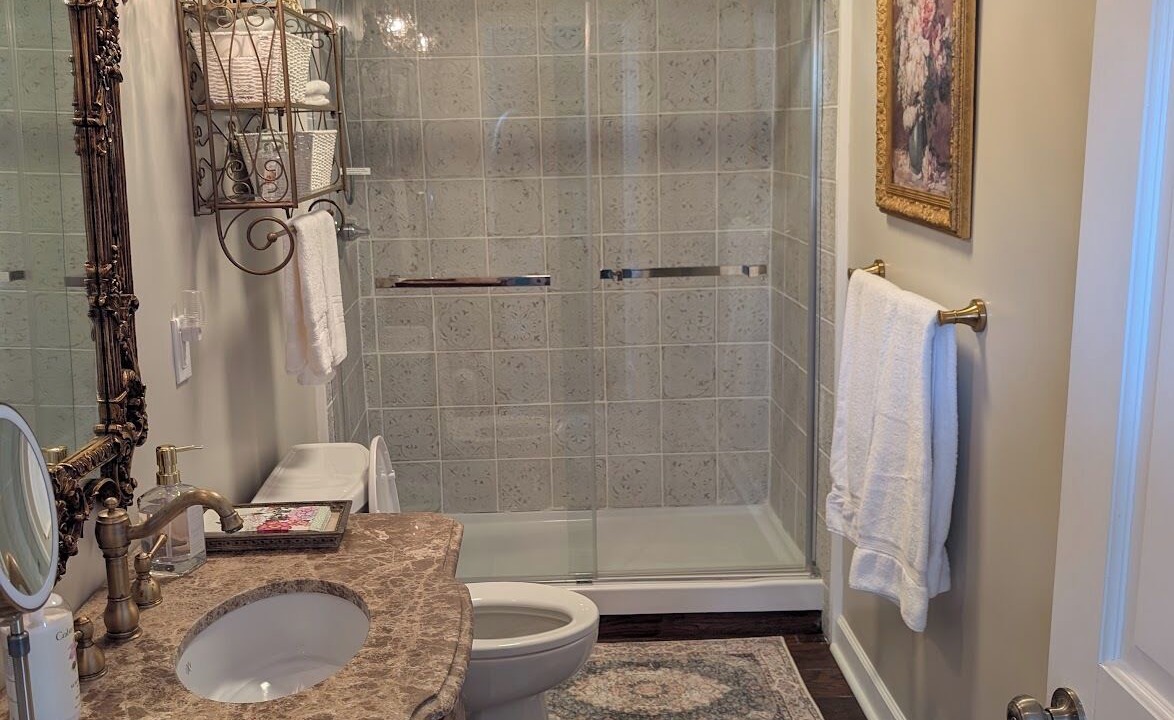 Photo of Bathroom in Galveston
