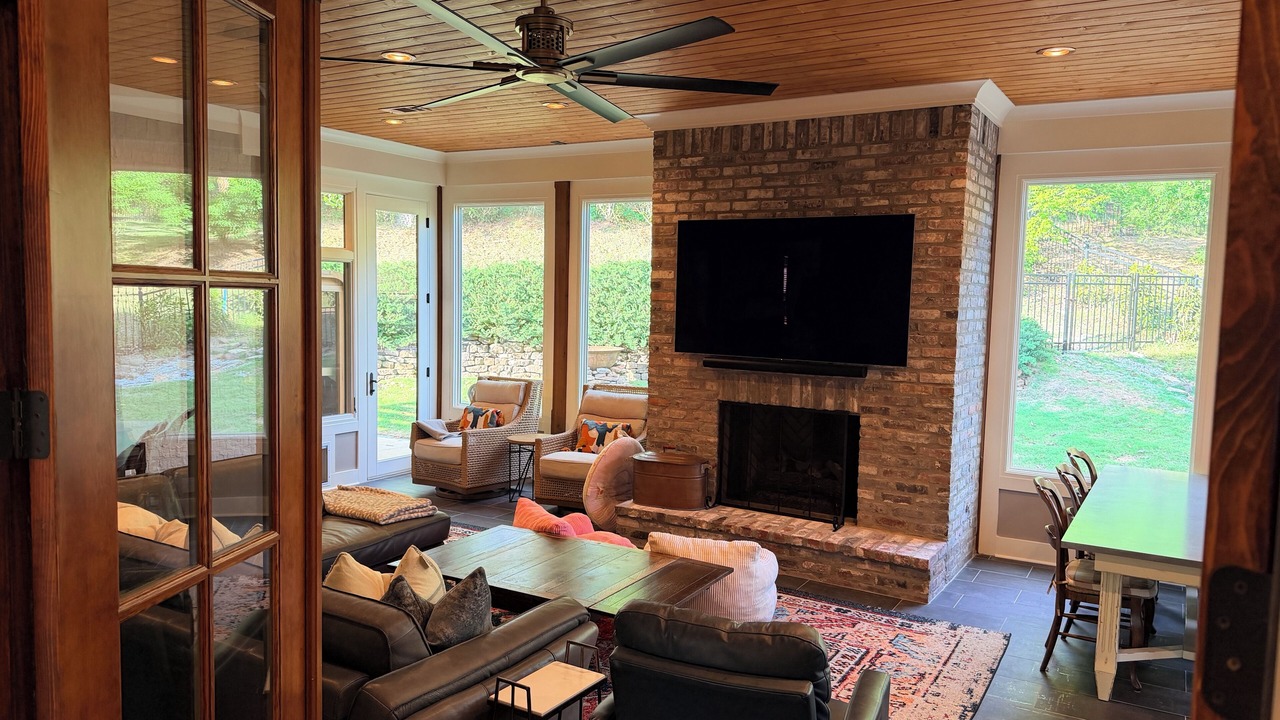 Photo of Livingroom in Country Club