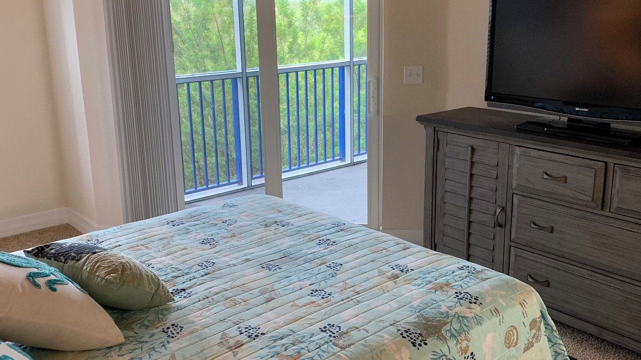 Photo of Bedroom in New Smyrna Beach