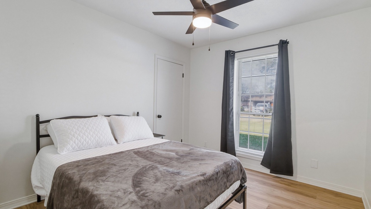 Photo of Bedroom in Fairbanks
