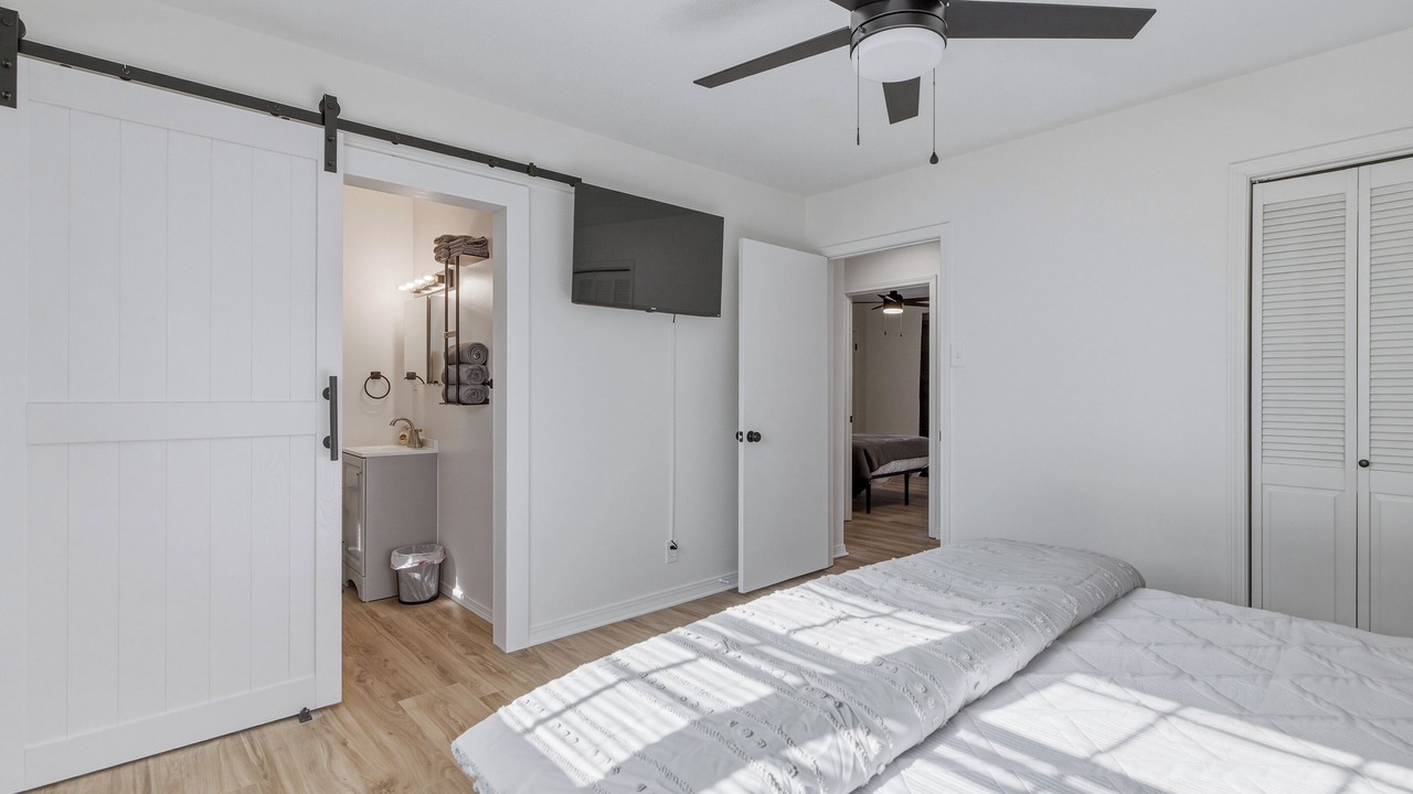 Photo of Bedroom in Fairbanks
