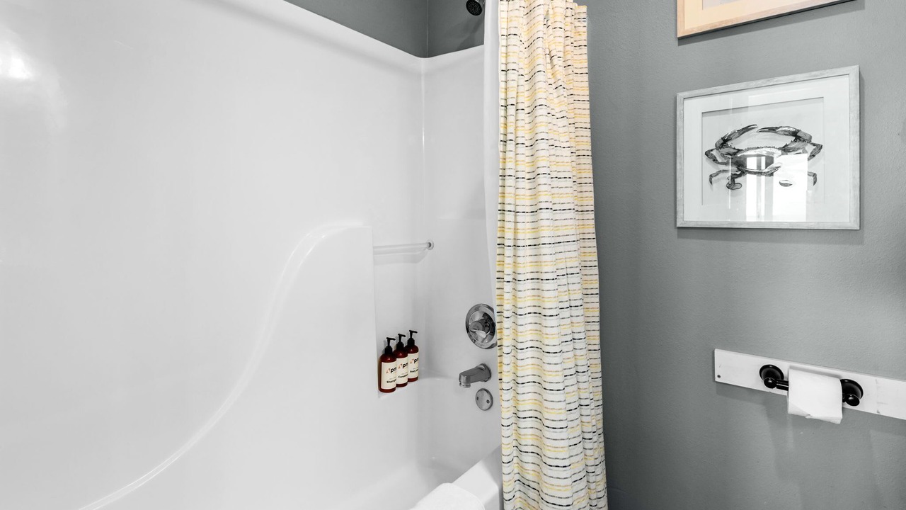 Photo of Bathroom in Innerarity Townhomes