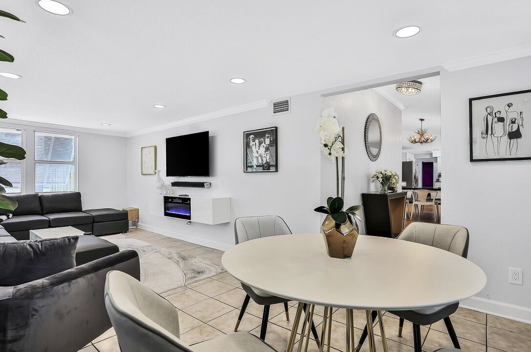 Photo of Livingroom in Tropic
