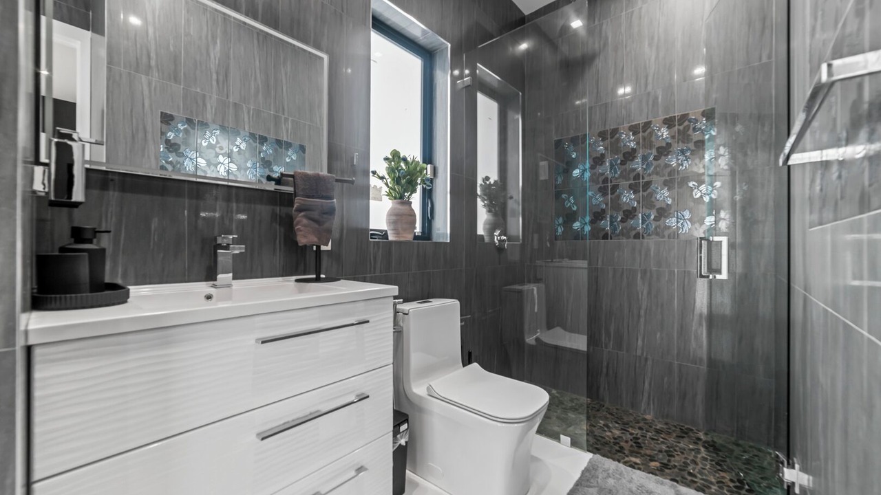 Photo of Bathroom in Ludlam