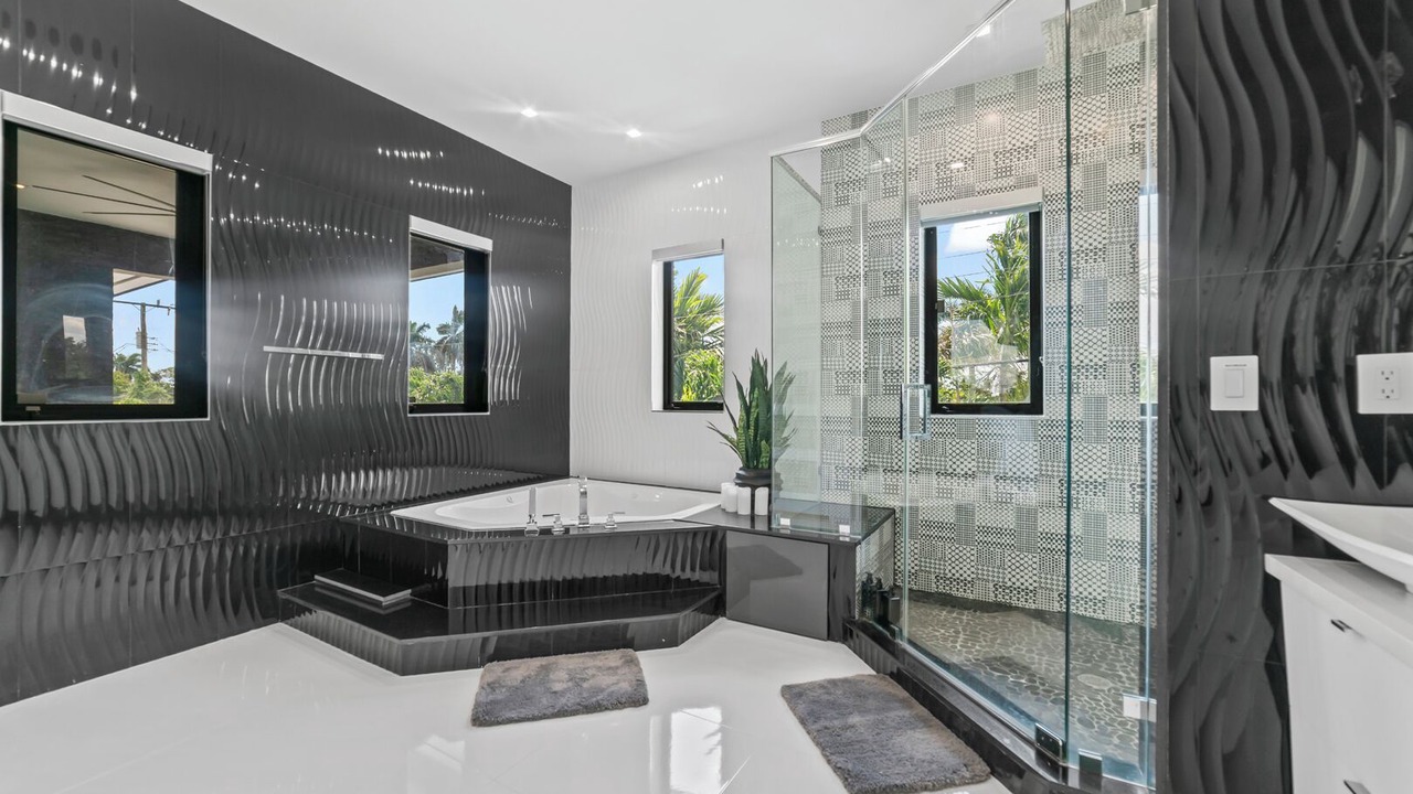 Photo of Bathroom in Ludlam
