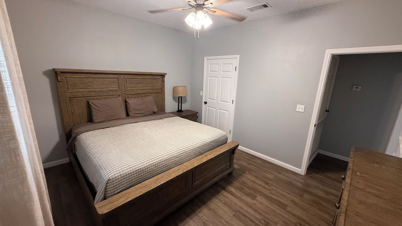 Photo of Bedroom in Jonesville