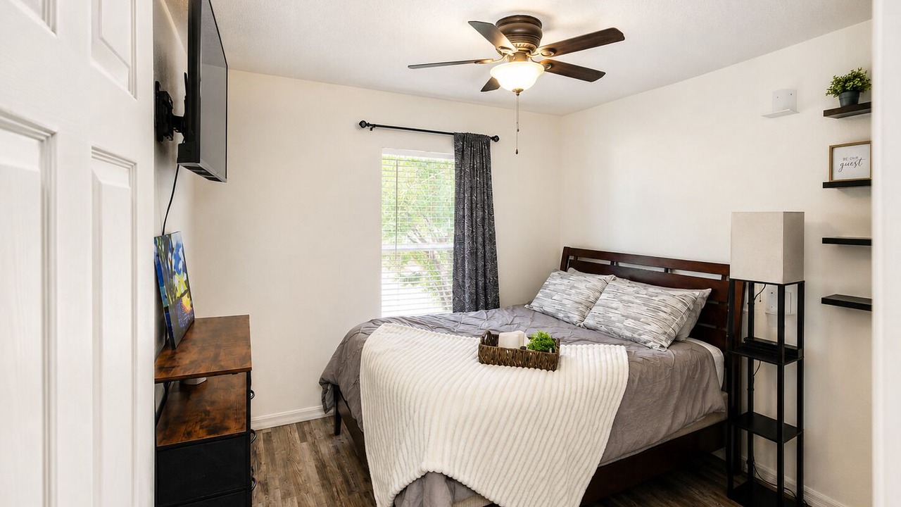 Photo of Bedroom in Seffner Community Alliance