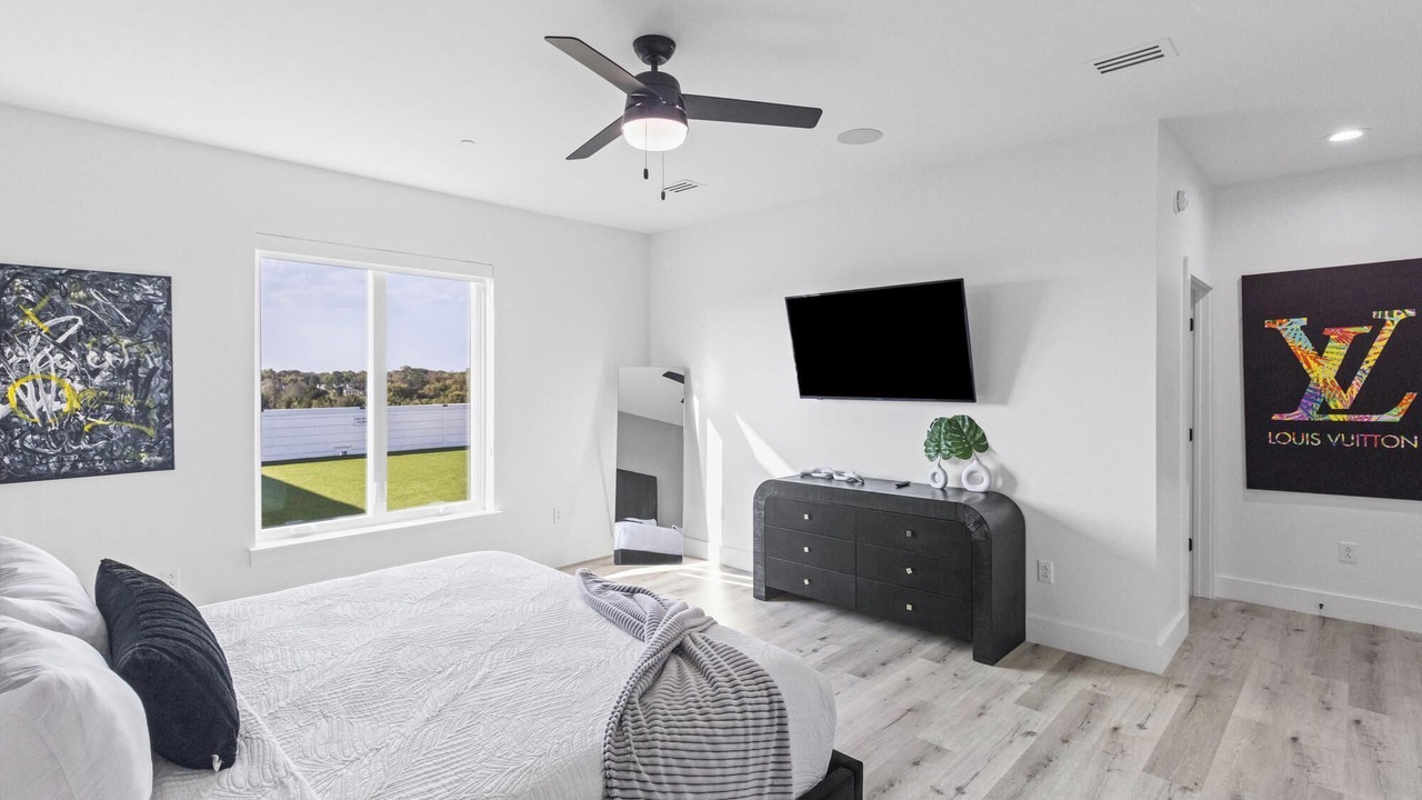 Photo of Bedroom in Gulfport