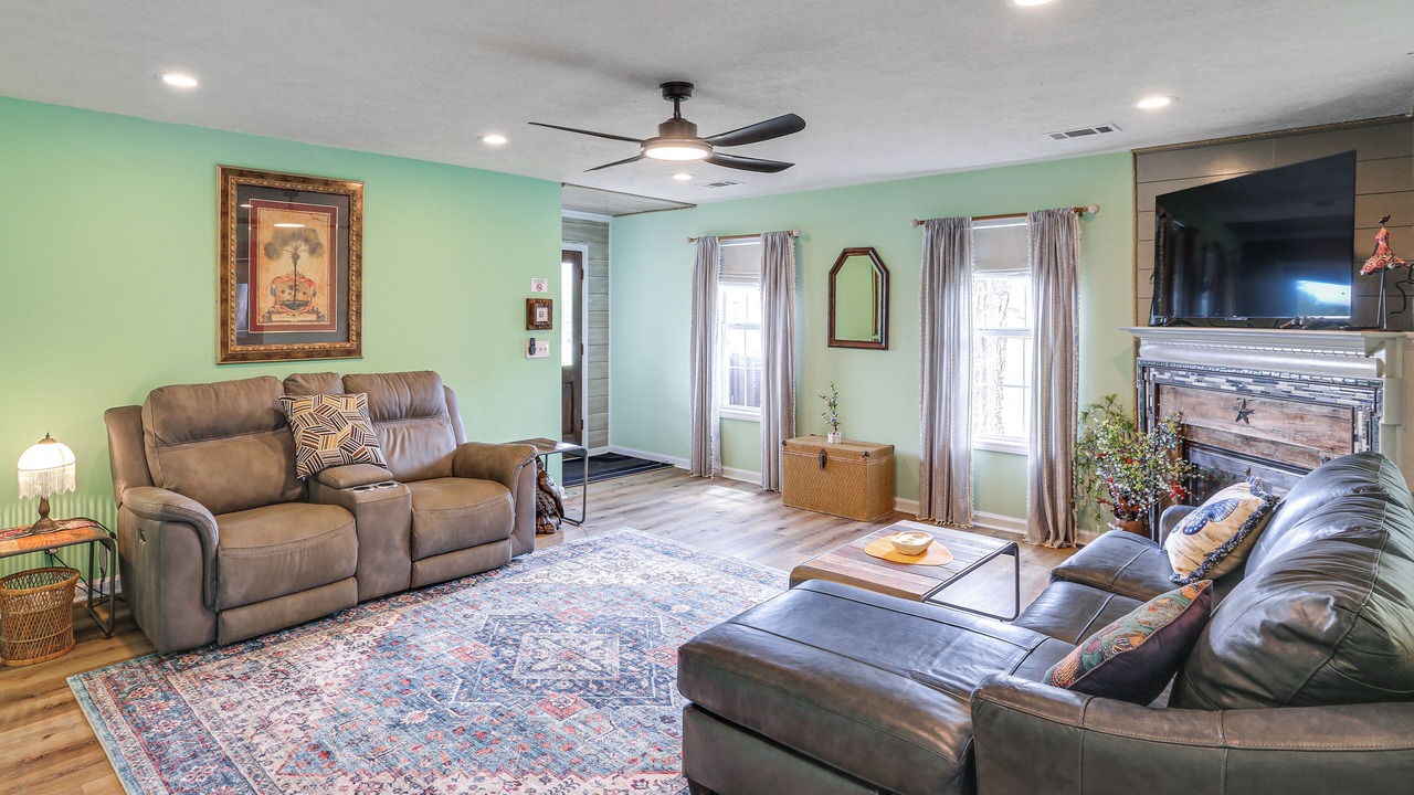 Photo of Livingroom in Tupelo