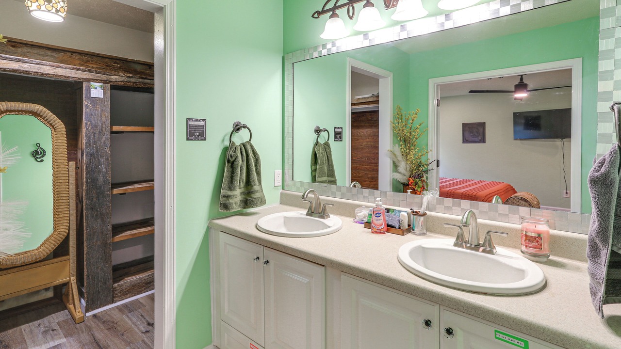 Photo of Bathroom in Tupelo