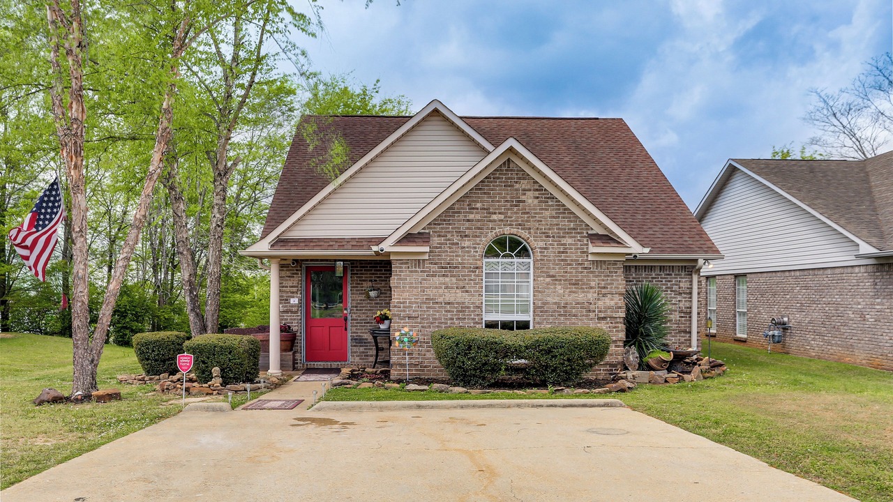 Photo of Outdoor in Tupelo