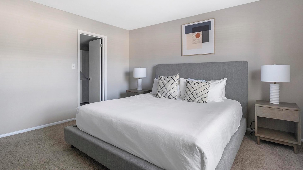 Photo of Bedroom in Homewood