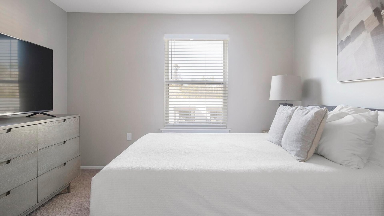 Photo of Bedroom in Homewood