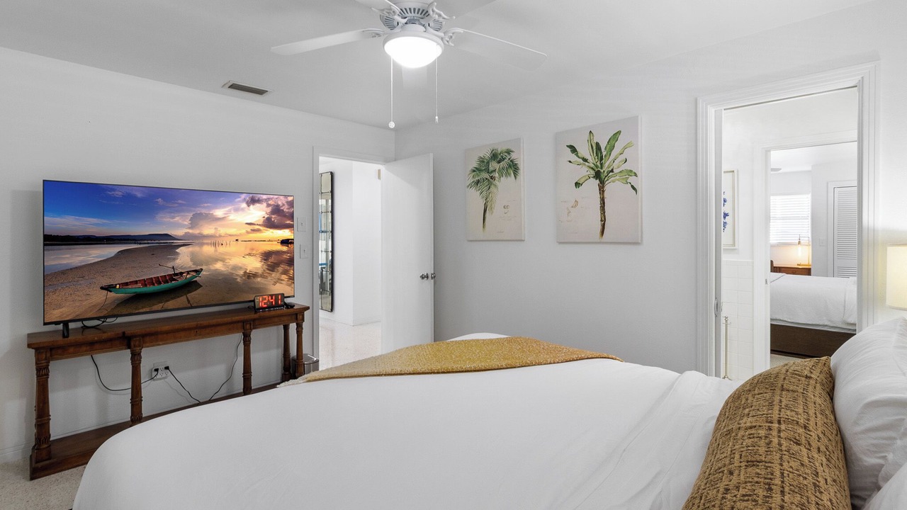 Photo of Bedroom in South Pinellas Community Council