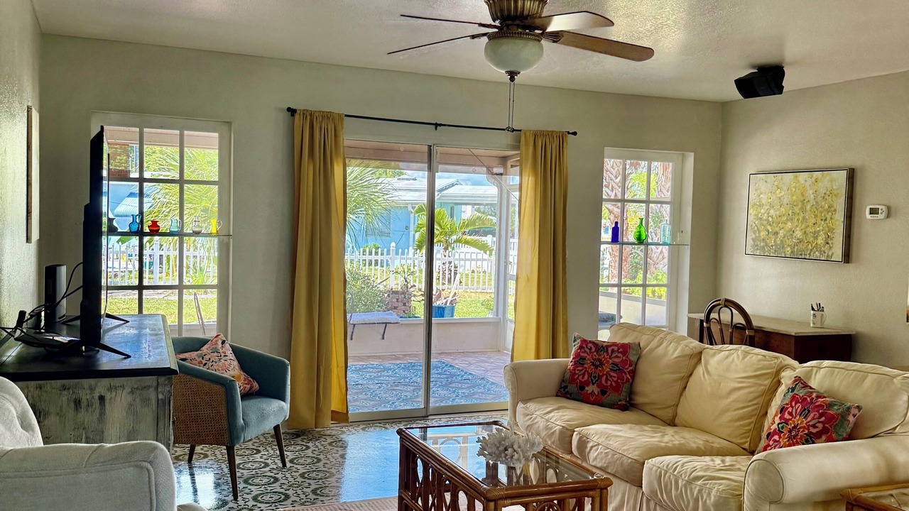 Photo of Livingroom in Port Charlotte