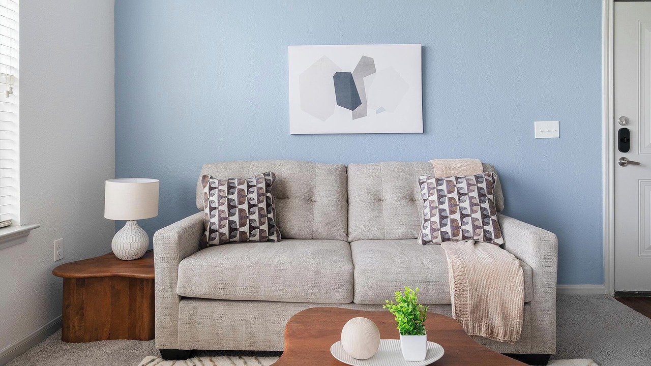 Photo of Livingroom in Northeast Houston