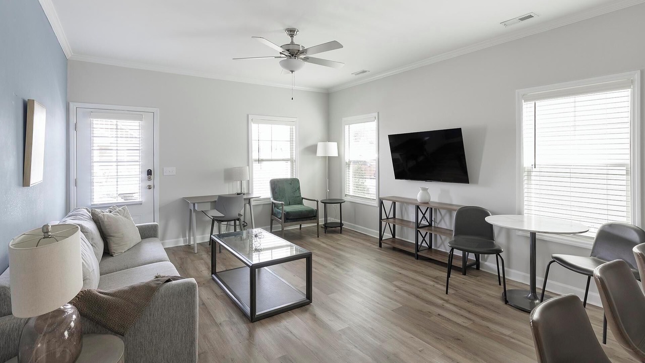 Photo of Livingroom in Huntsville