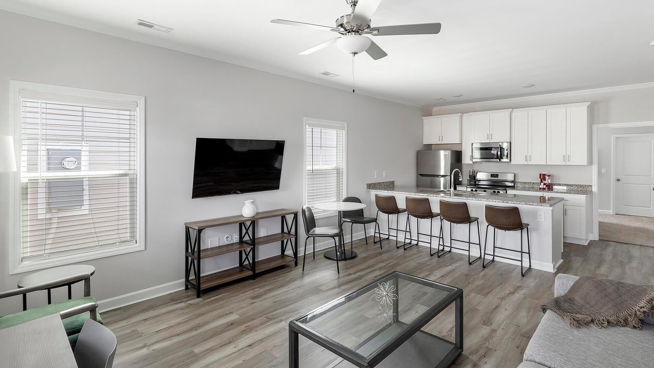 Photo of Livingroom in Huntsville