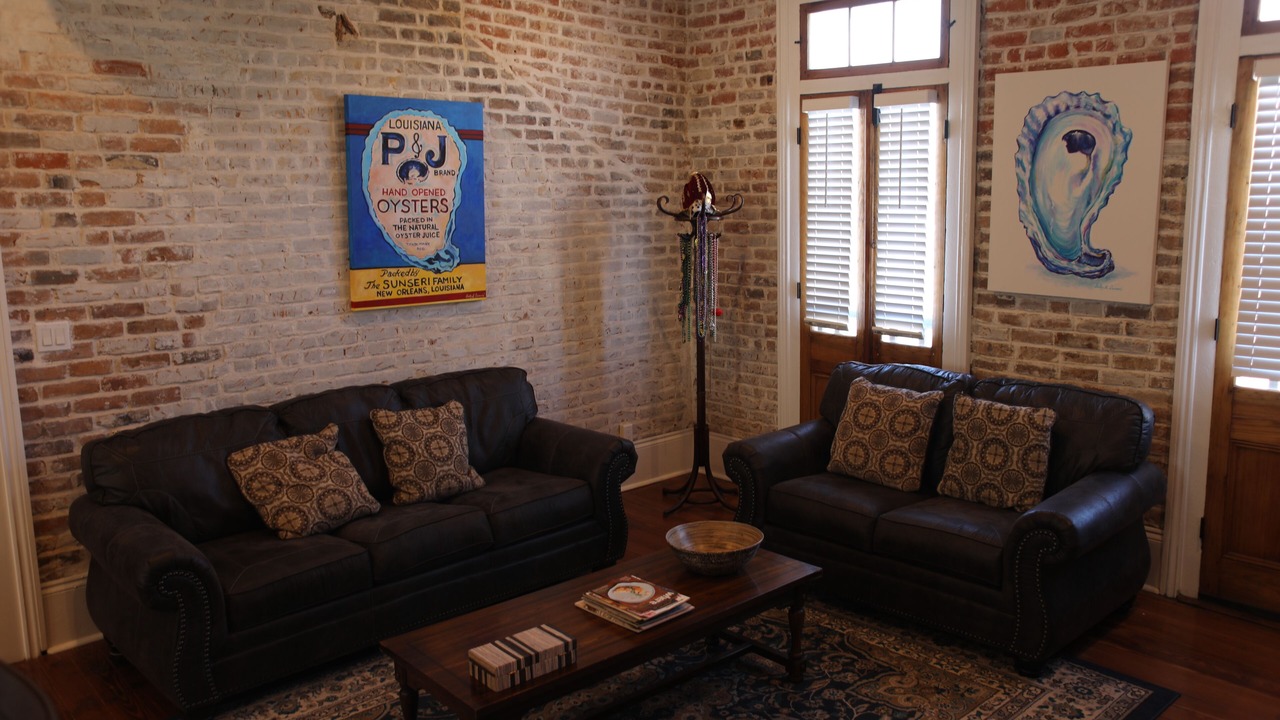 Photo of Livingroom in French Quarter