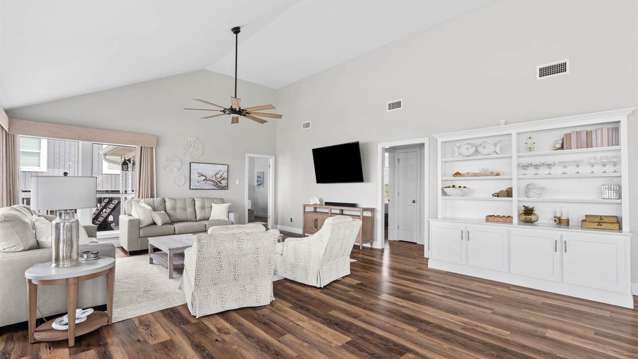 Photo of Bedroom in Royal Lagoons
