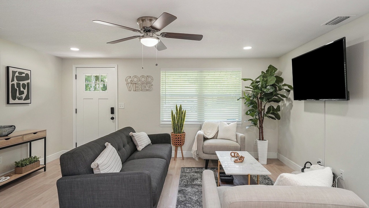 Photo of Livingroom in Zephyrhills West