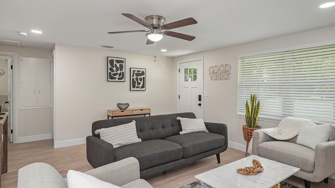Photo of Livingroom in Zephyrhills West