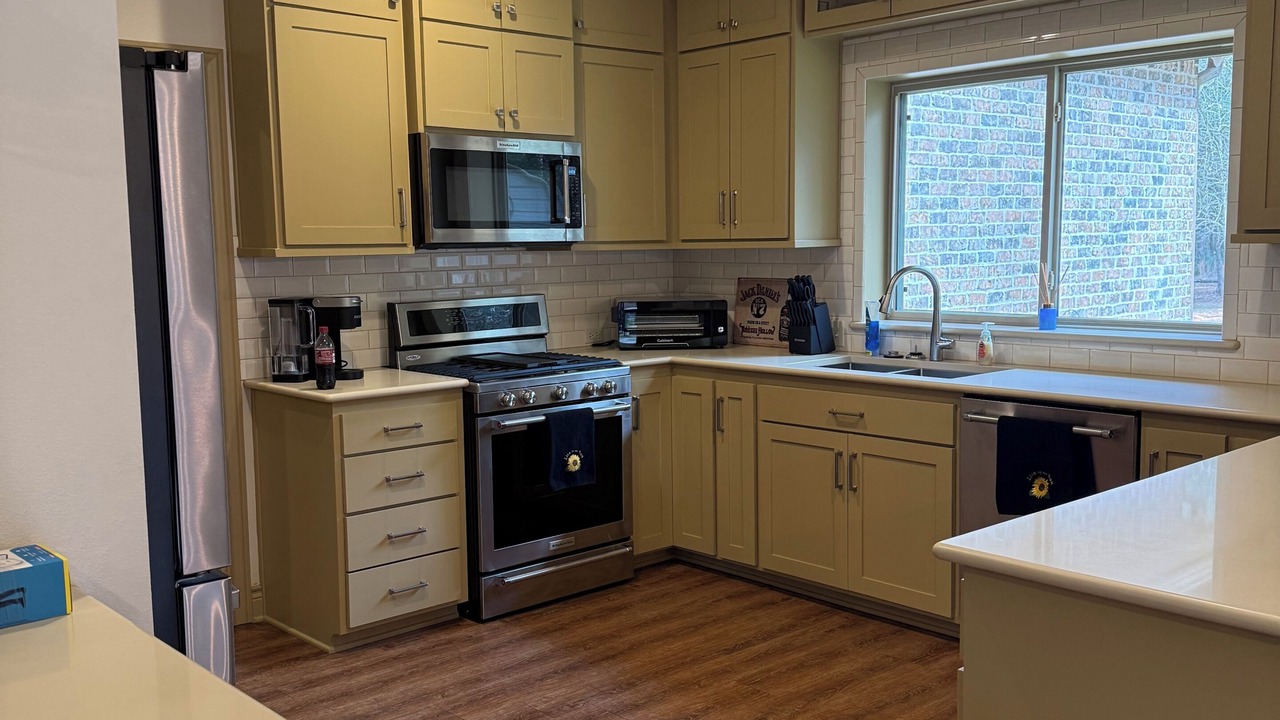 Photo of Kitchen in Holly Lake Ranch