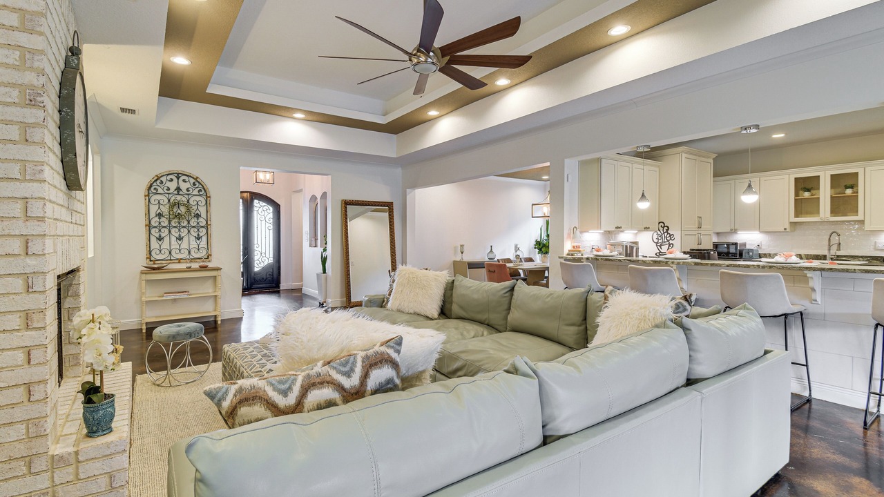 Photo of Livingroom in Ono Island
