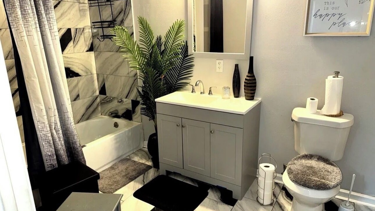 Photo of Bathroom in Mid City North