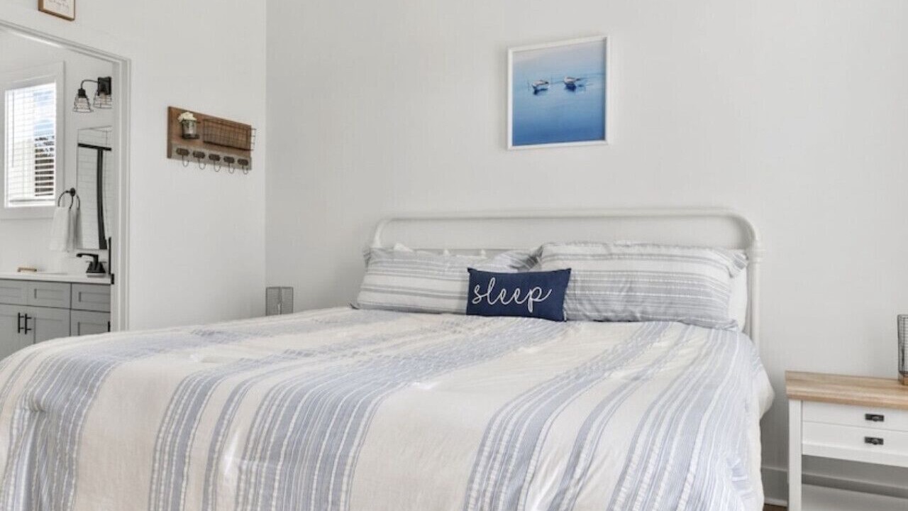 Photo of Bedroom in Dadeville