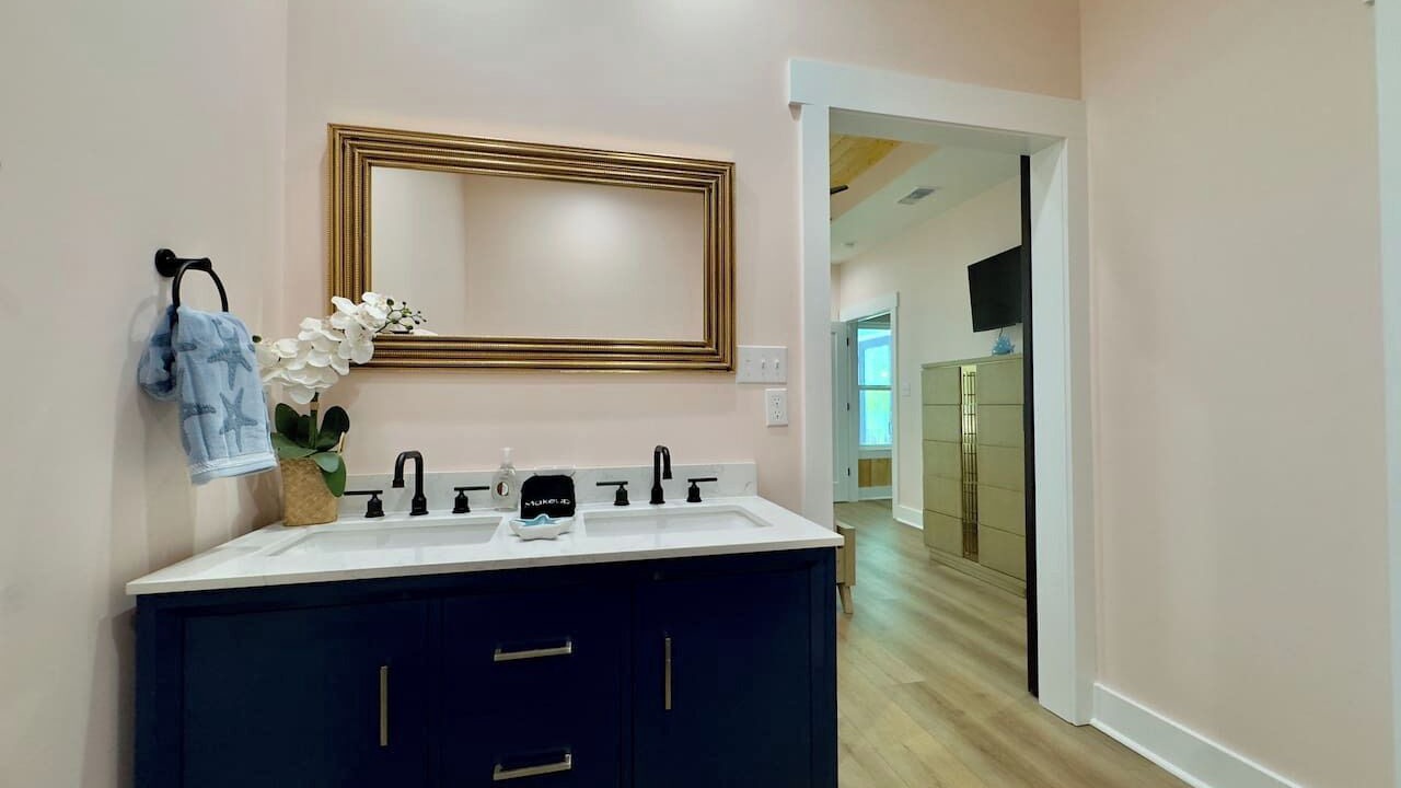 Photo of Bathroom in Long Beach