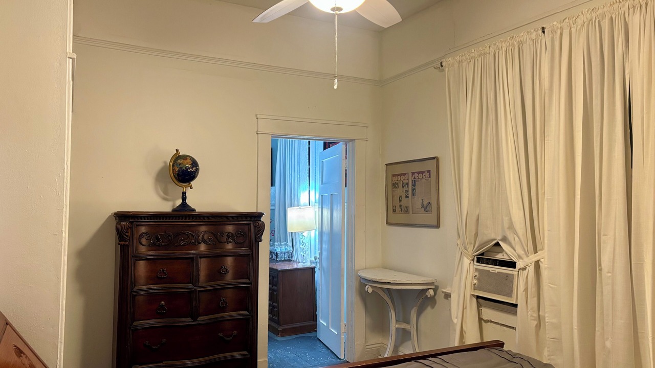Photo of Bedroom in Mid-City