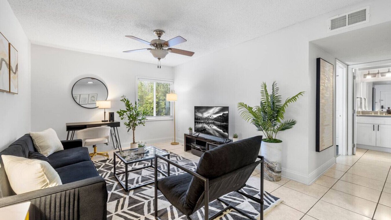 Photo of Livingroom in SoHo