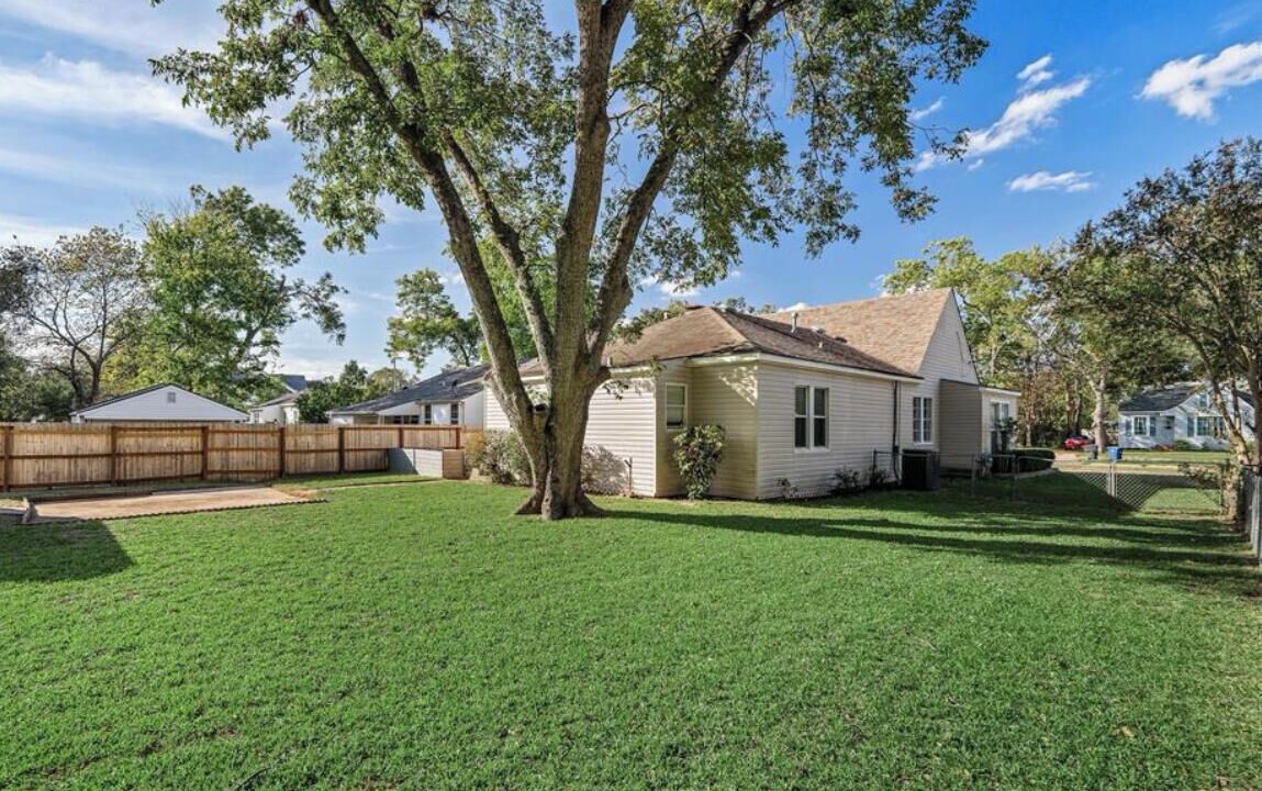Photo of Outdoor in Broadmoor