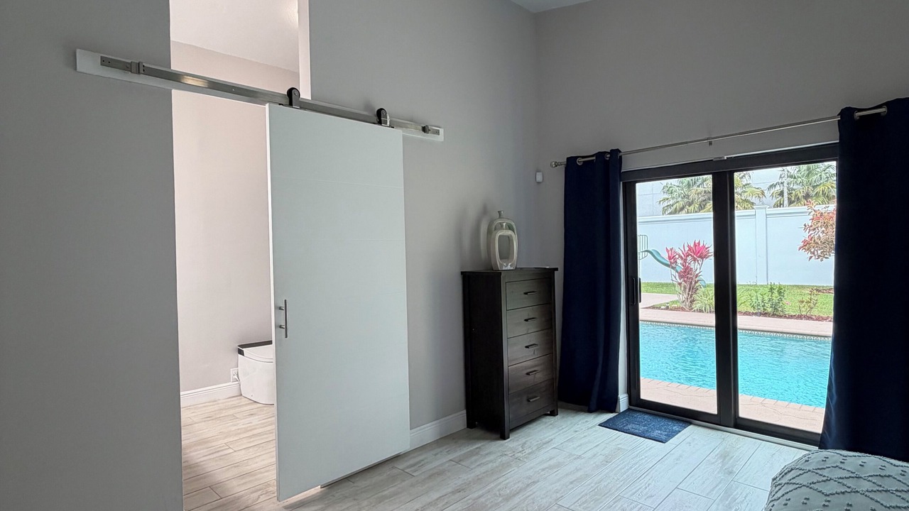 Photo of Bedroom in Sunrise