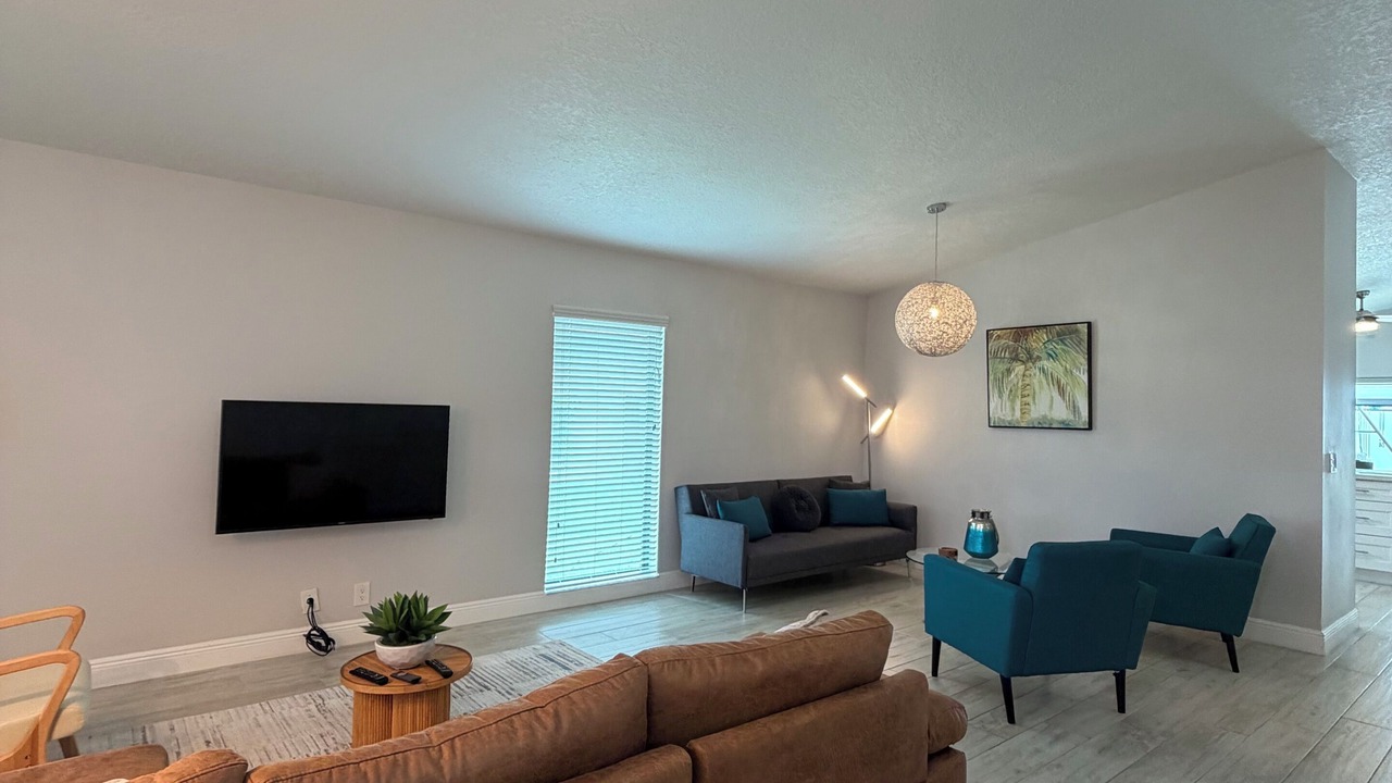 Photo of Livingroom in Sunrise