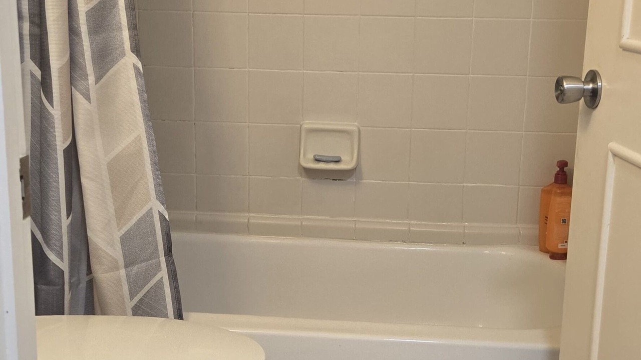 Photo of Bathroom in Ortona Park