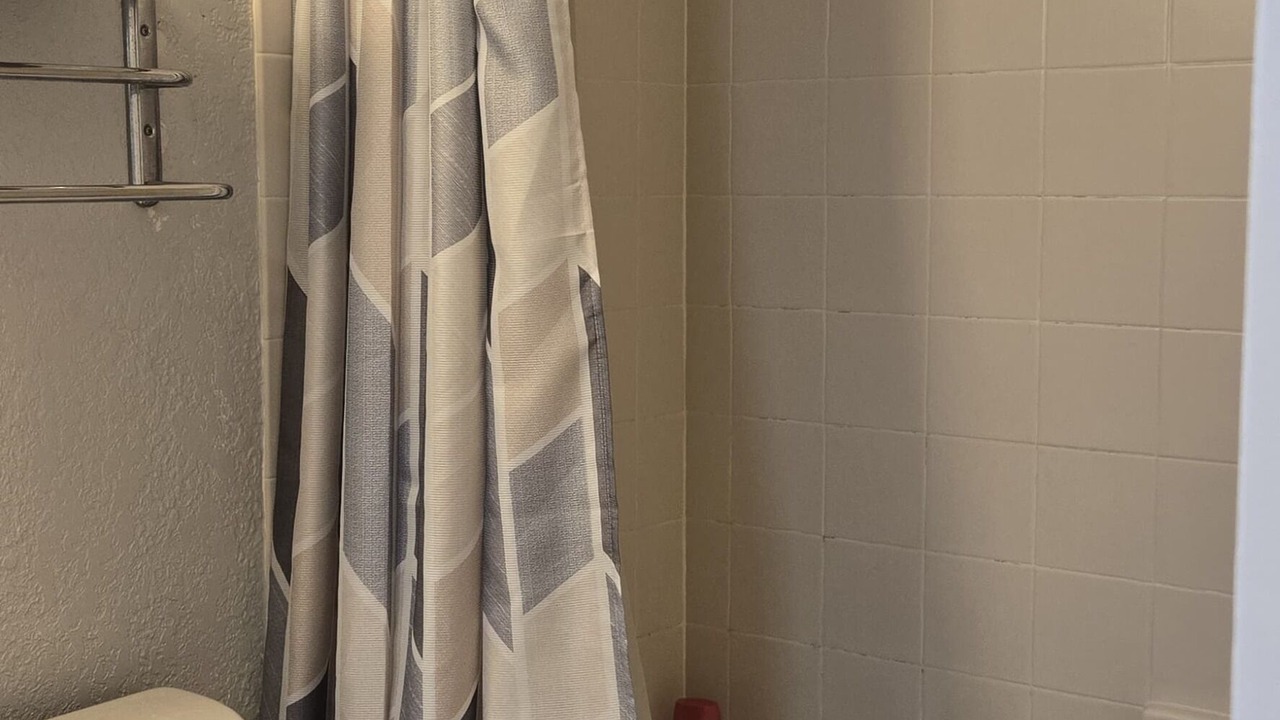Photo of Bathroom in Ortona Park