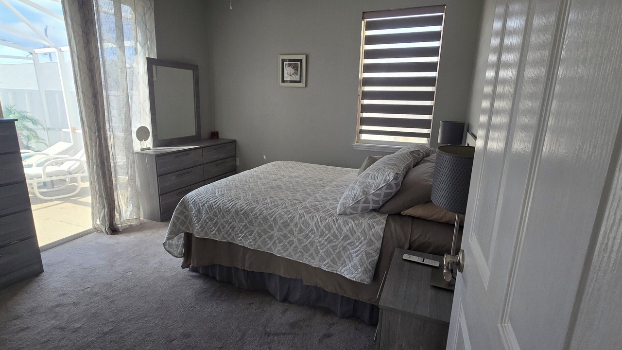 Photo of Bedroom in Avalon by the Sea