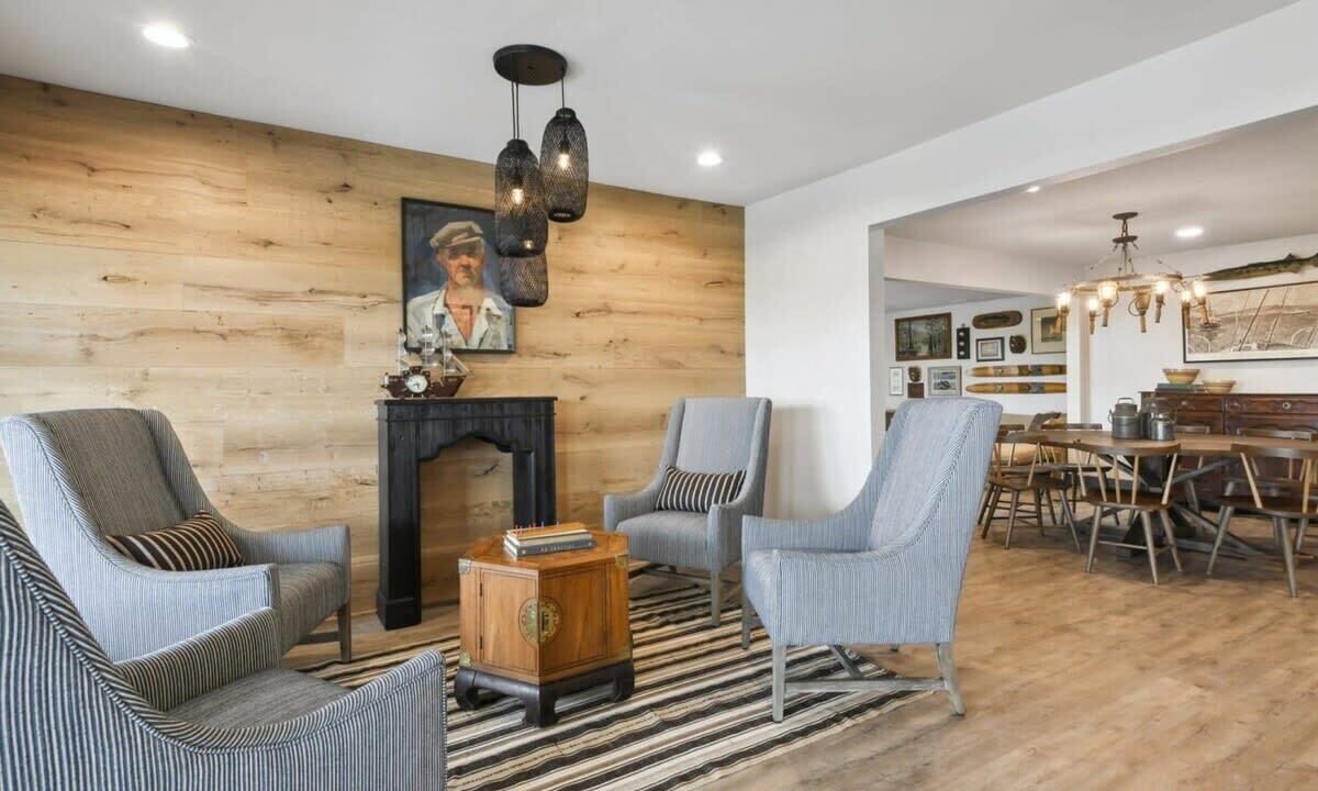 Photo of Livingroom in Shoreline Park