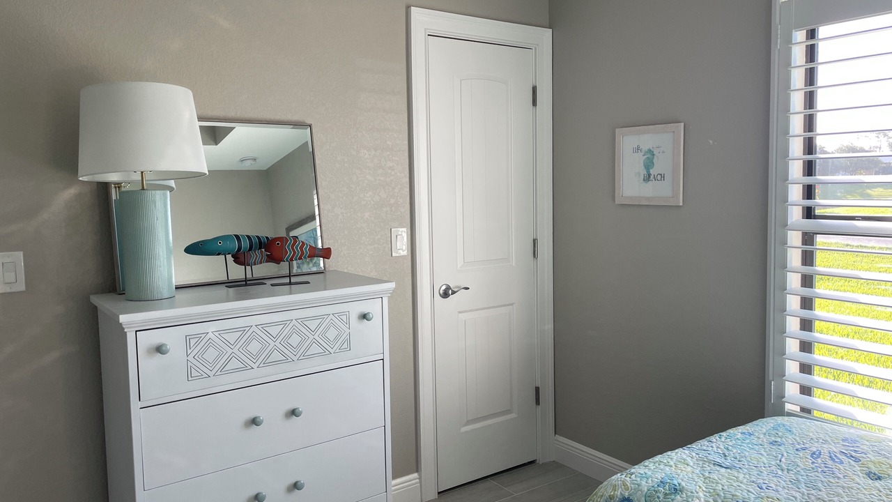 Photo of Bedroom in Pine Valley