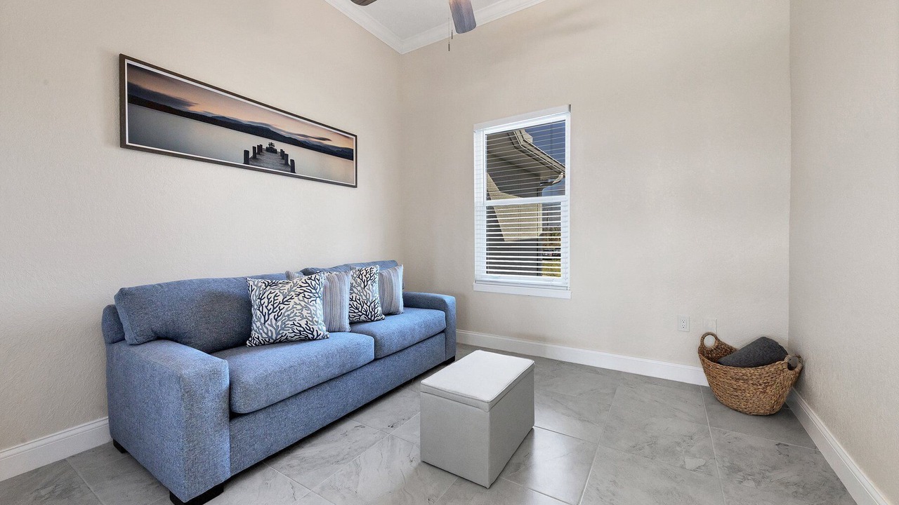Photo of Livingroom in South Gulf Cove