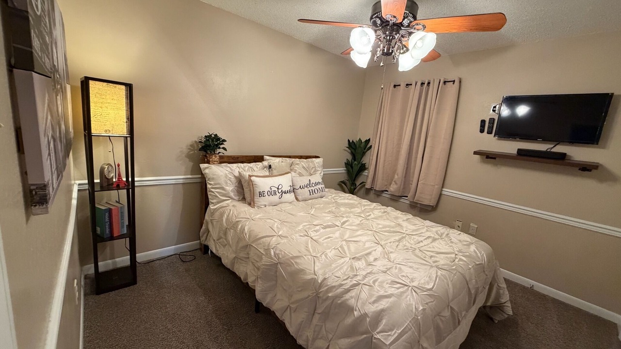 Photo of Bedroom in Harvey