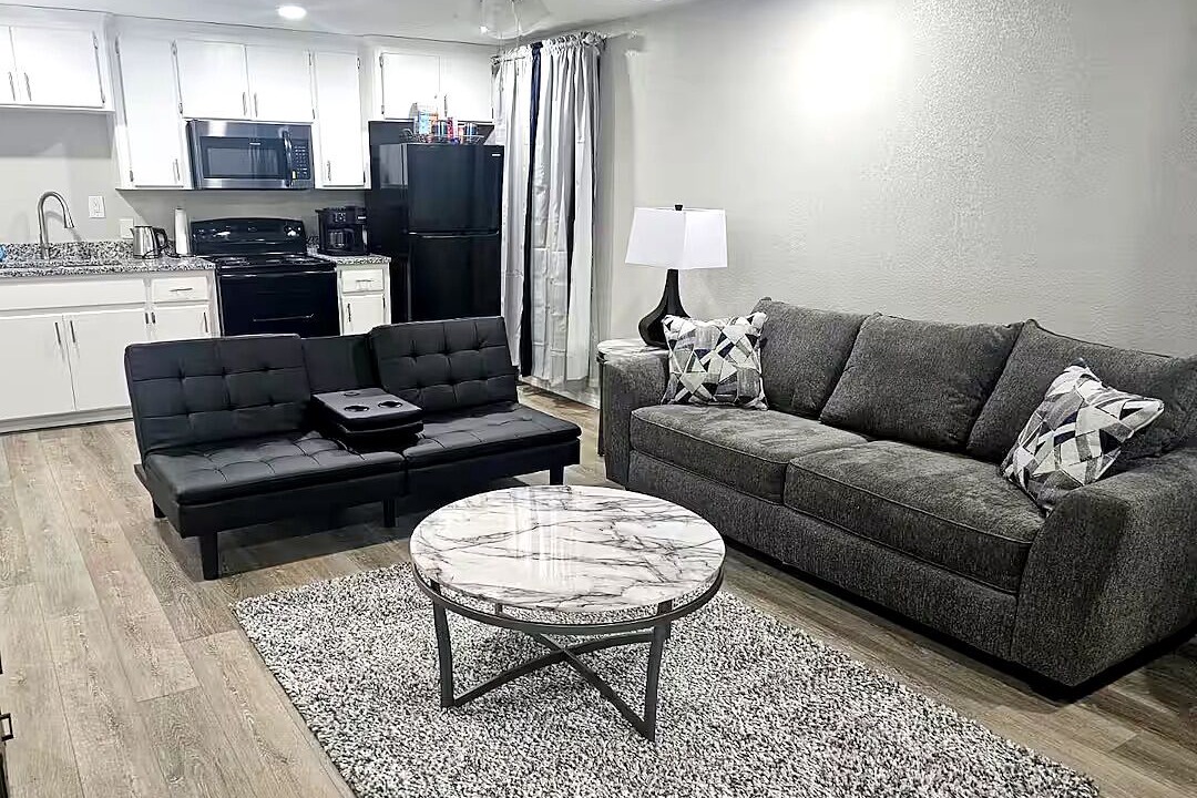 Photo of Livingroom in New Boston