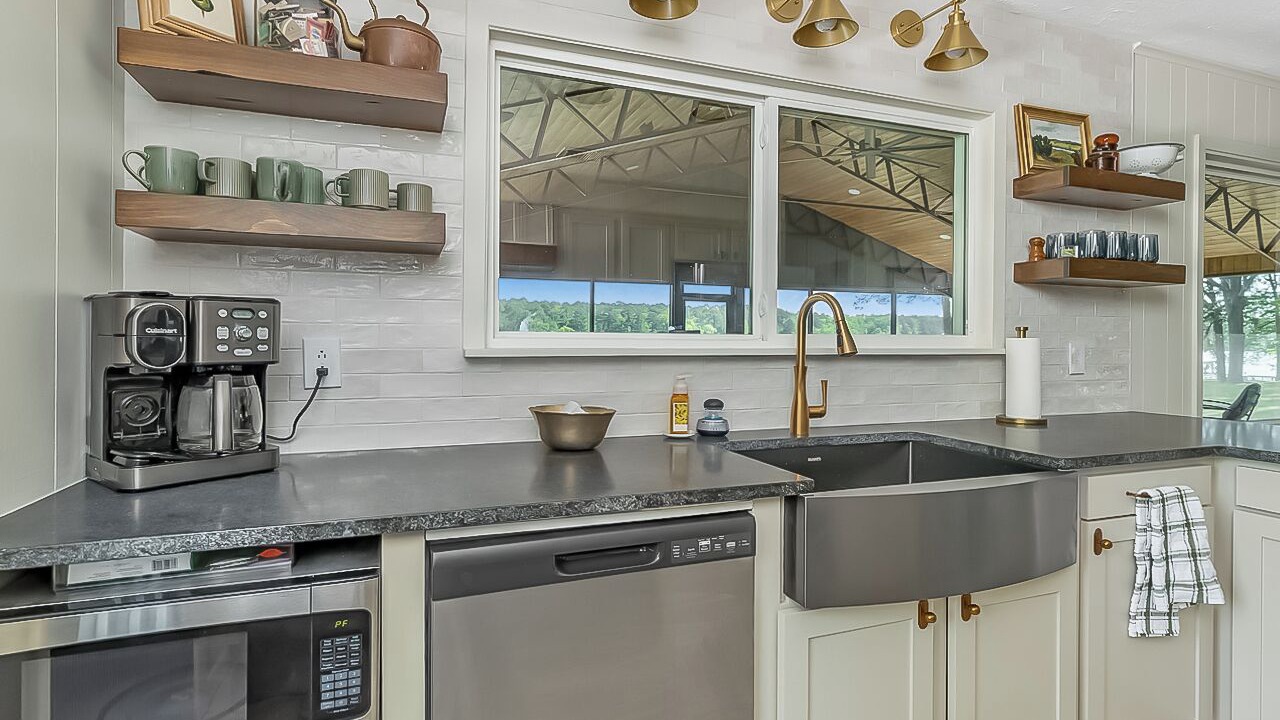 Photo of Kitchen in Homer